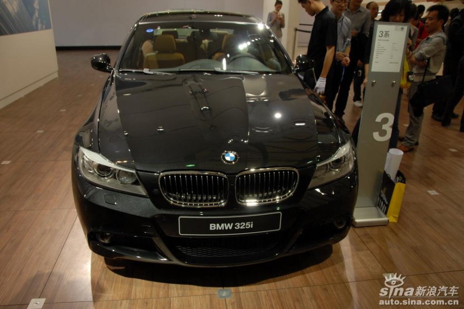 宝马325i