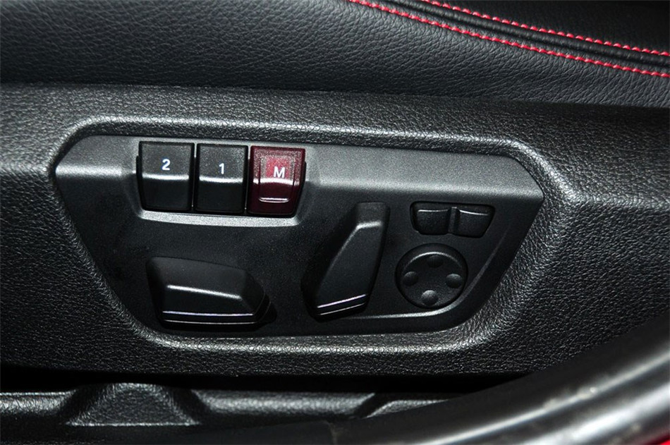 320i 2013 2.0T AT ˶ οռ