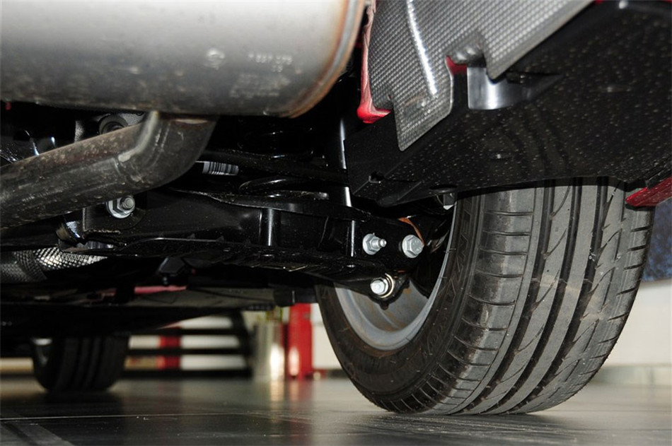 宝马320i 2013款 2.0T AT 运动型 其他