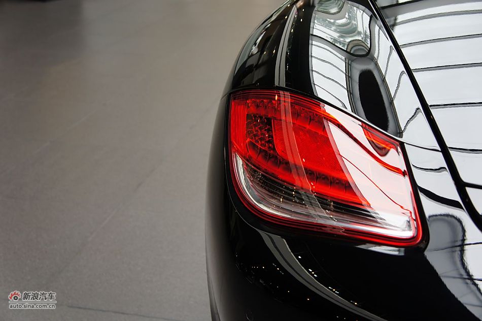 2011款保时捷Boxster外观图片