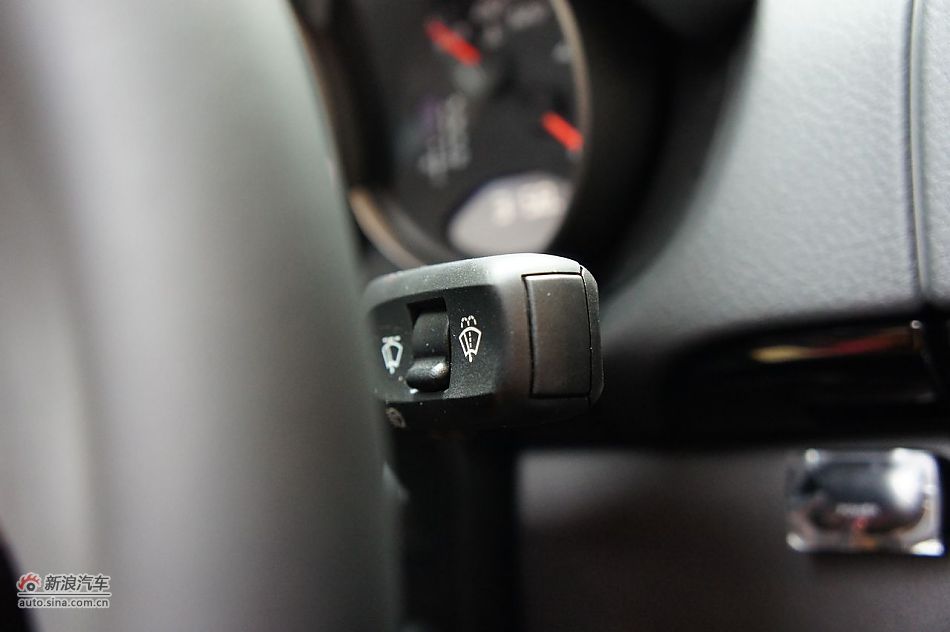 2011款保时捷Boxster内饰图片