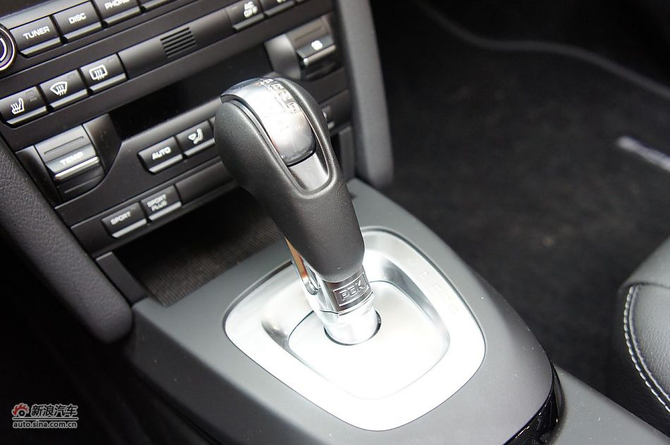 2011款保时捷Boxster内饰图片