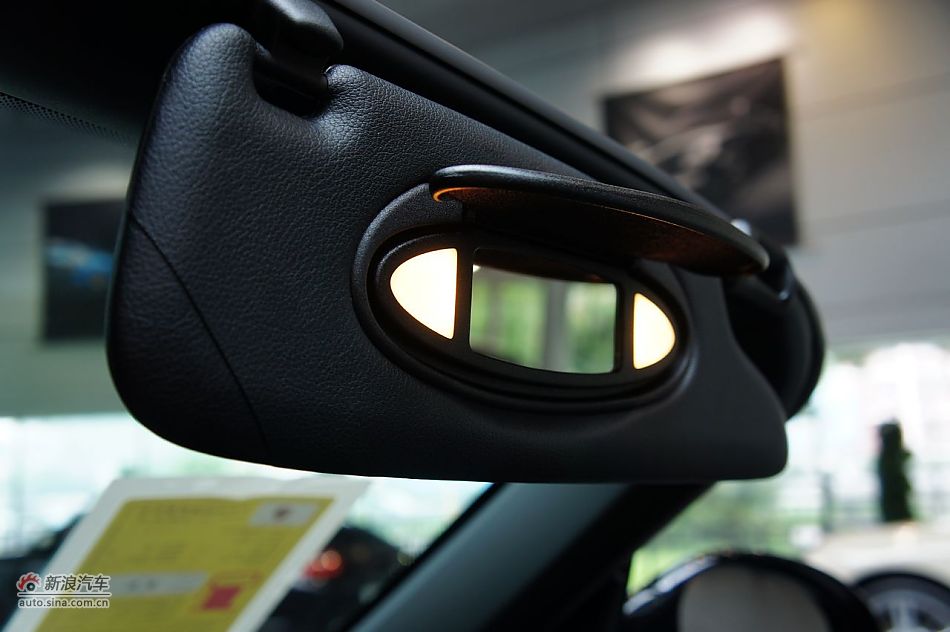 2011款保时捷Boxster内饰图片