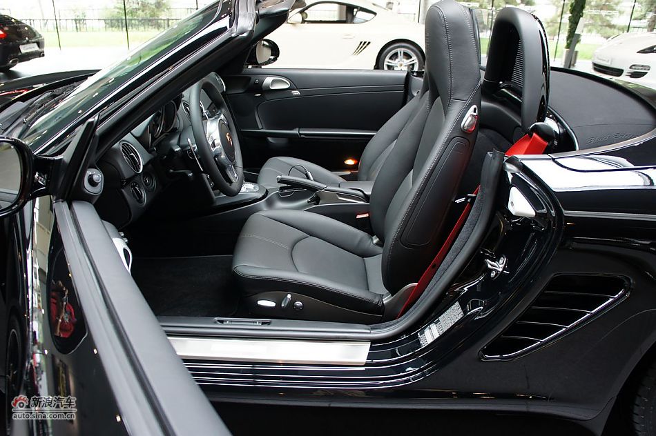 2011款保时捷Boxster内饰图片