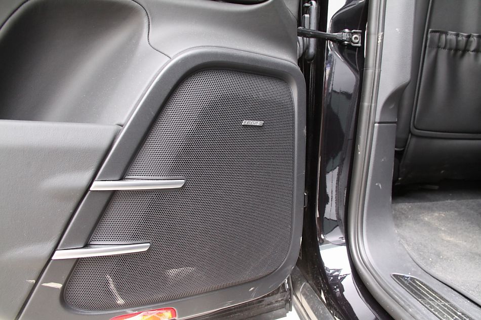 2011款卡宴Turbo内饰