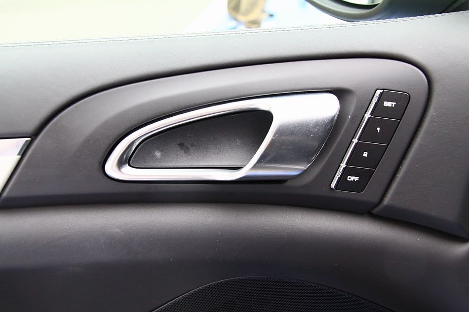 2011款卡宴Turbo内饰