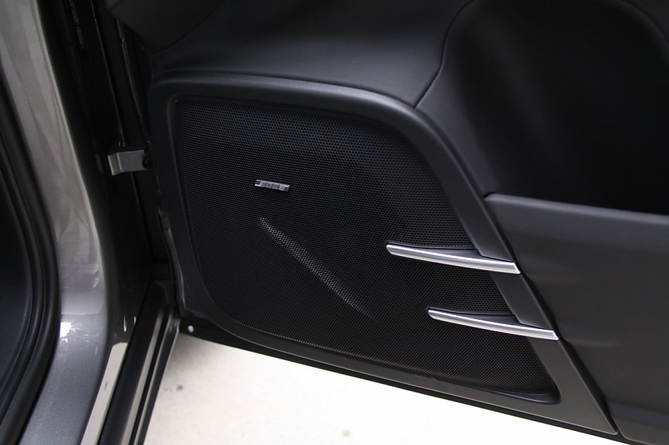 2011款卡宴S内饰