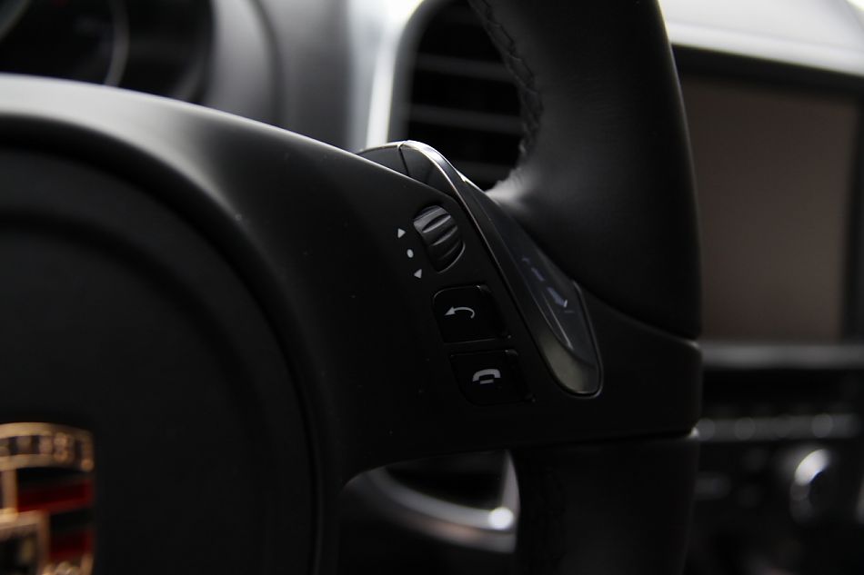 2011款卡宴S内饰