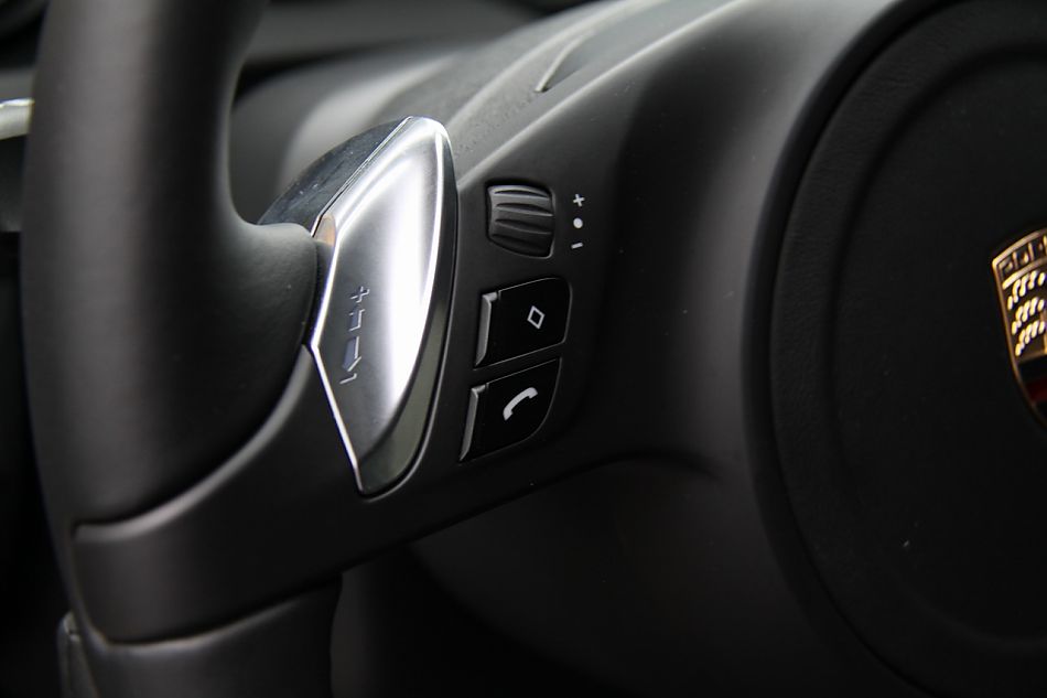 2011款卡宴S内饰