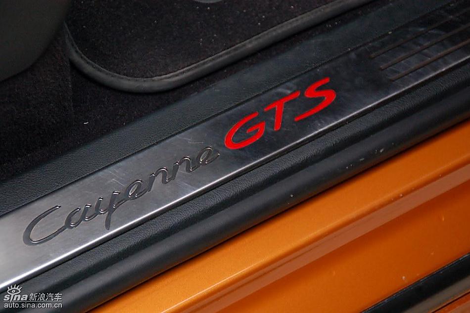 保时捷卡宴GTS内饰