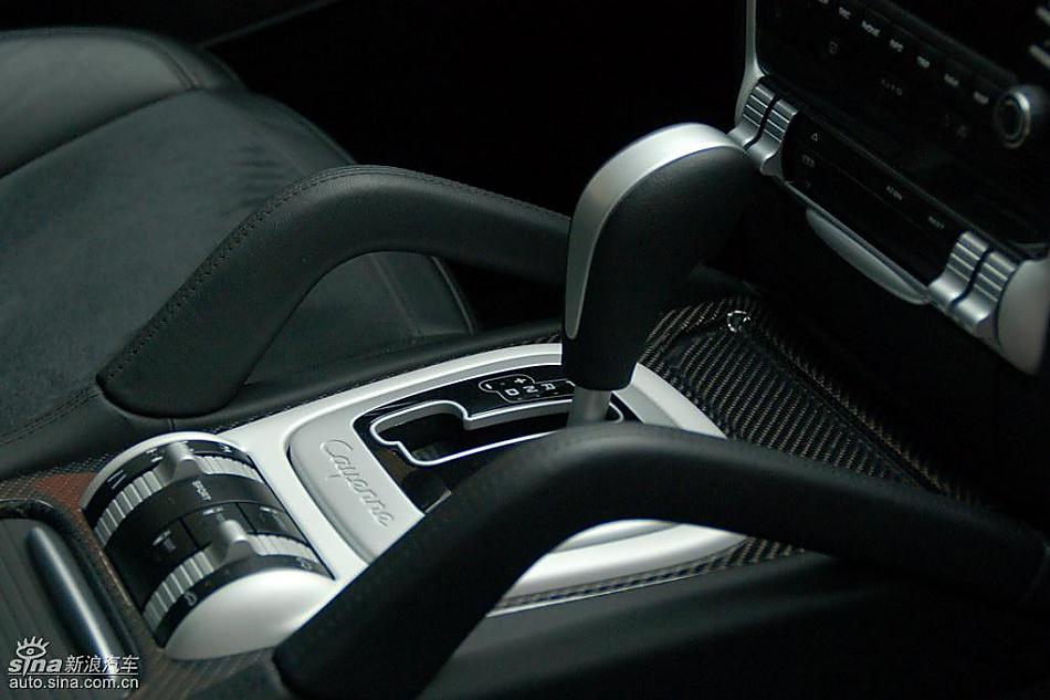 保时捷卡宴GTS内饰