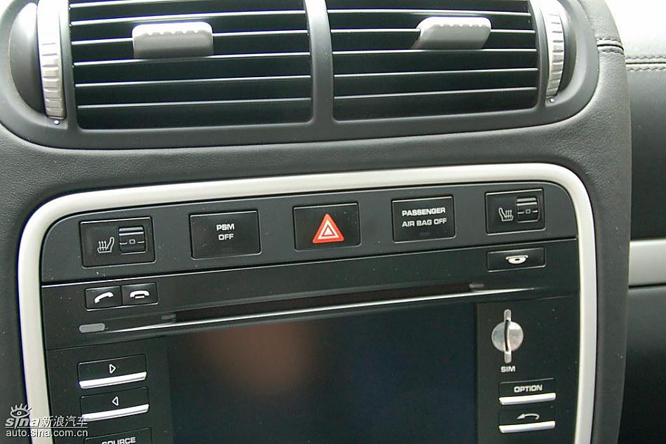 保时捷卡宴GTS内饰