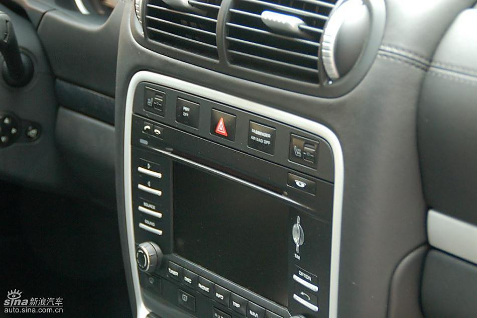 保时捷卡宴GTS内饰