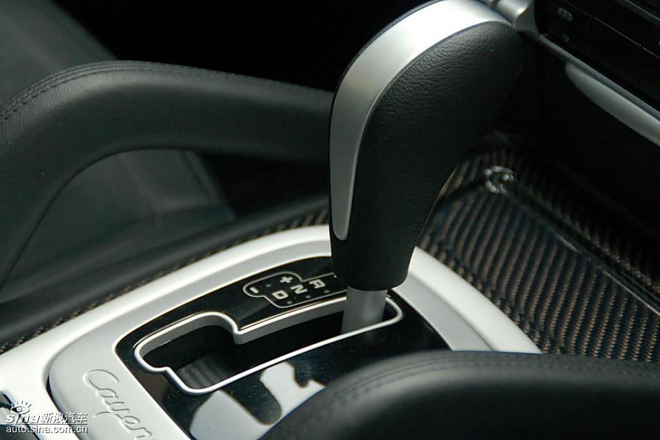 保时捷卡宴GTS内饰