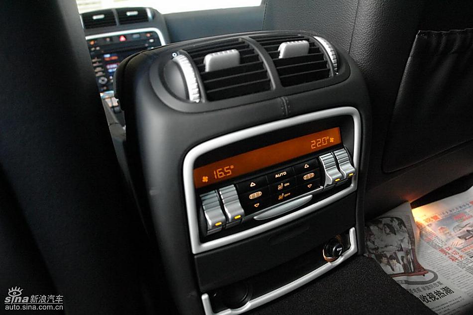 新款保时捷卡宴Turbo S到店实拍