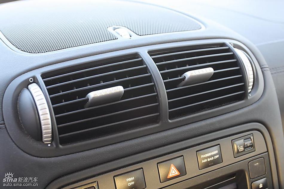 保时捷Cayenne S 迪拜沙漠训练营内饰实拍图