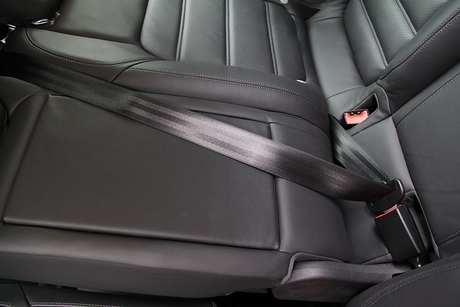 2011款卡宴S内饰