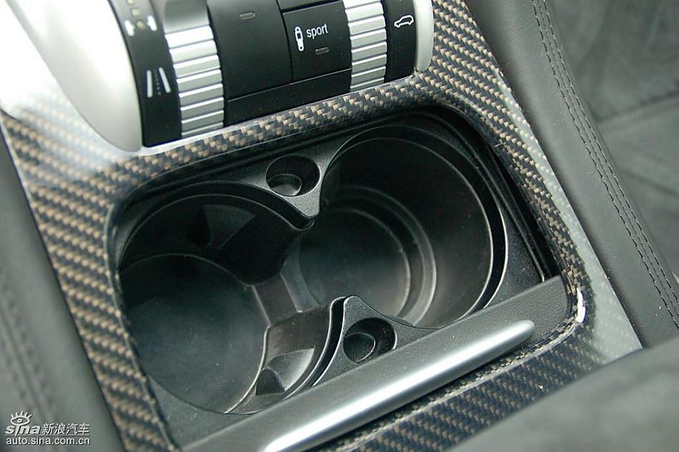 保时捷卡宴GTS内饰