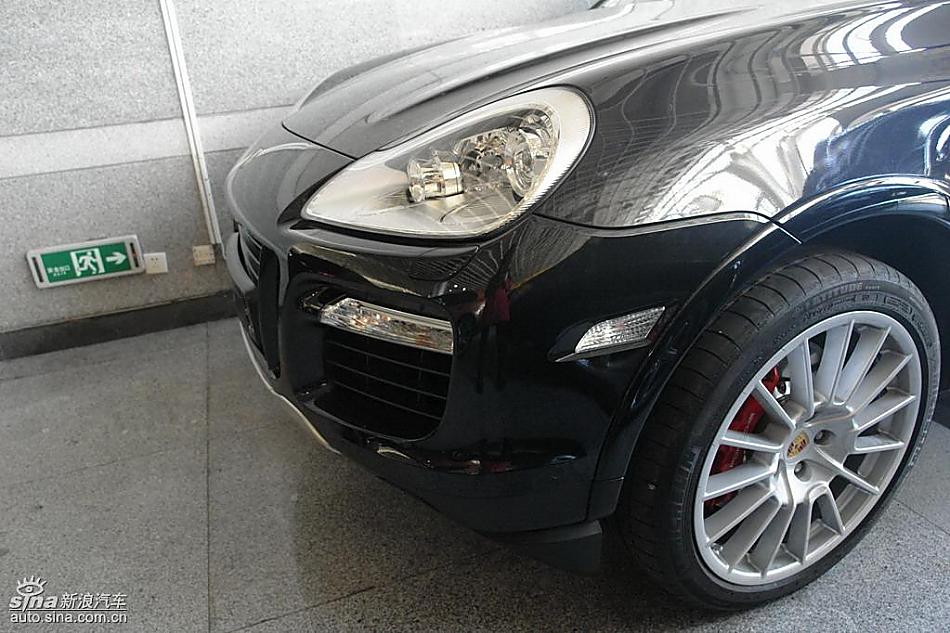 新款保时捷卡宴Turbo S到店实拍