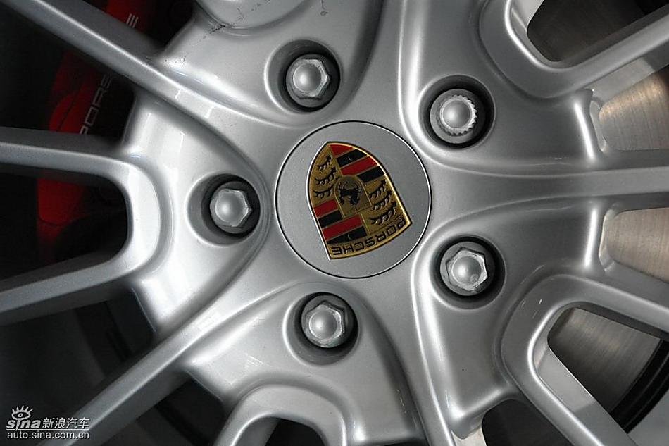 新款保时捷卡宴Turbo S到店实拍