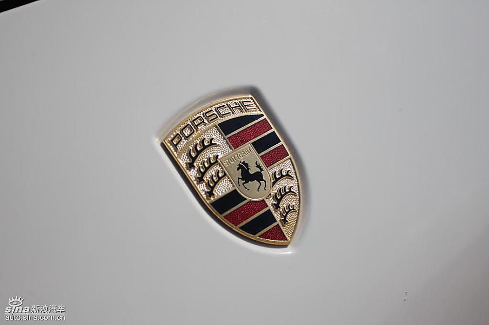 保时捷Cayenne S 迪拜沙漠训练营外观实拍图