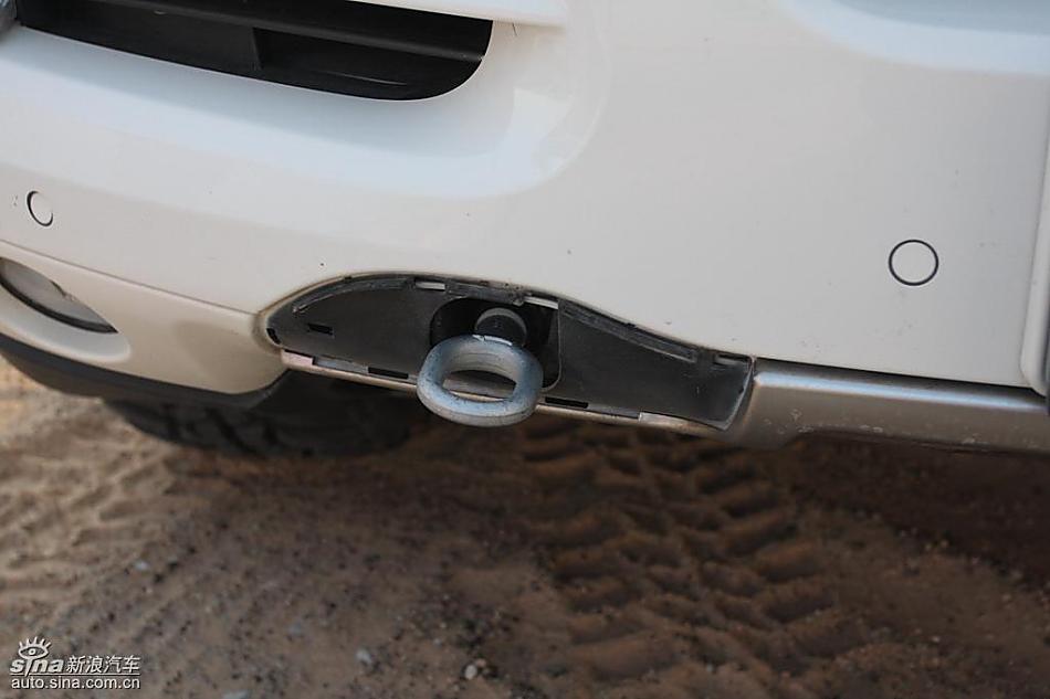 保时捷Cayenne S 迪拜沙漠训练营外观实拍图