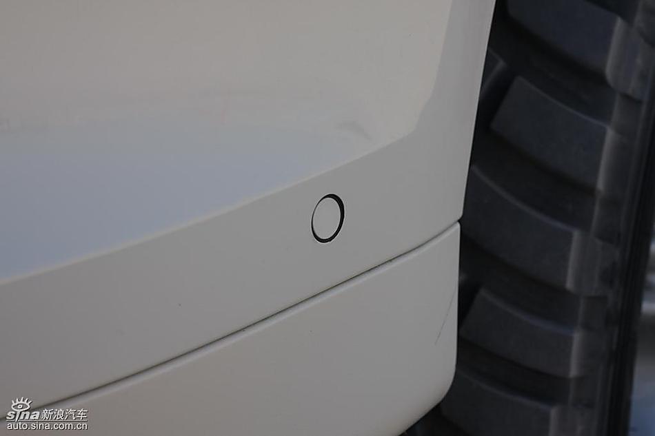 保时捷Cayenne S 迪拜沙漠训练营外观实拍图