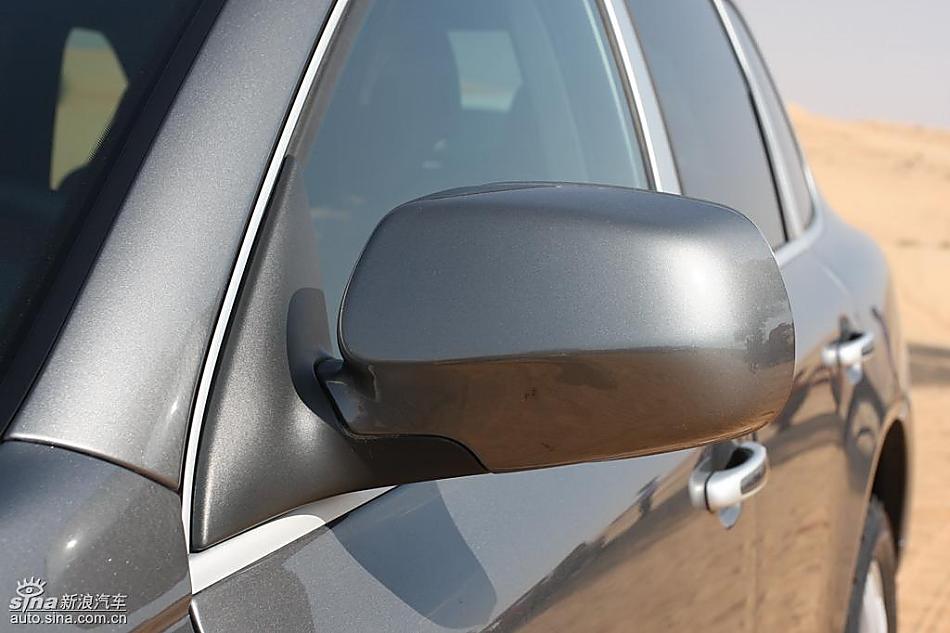 保时捷Cayenne S 迪拜沙漠训练营外观实拍图