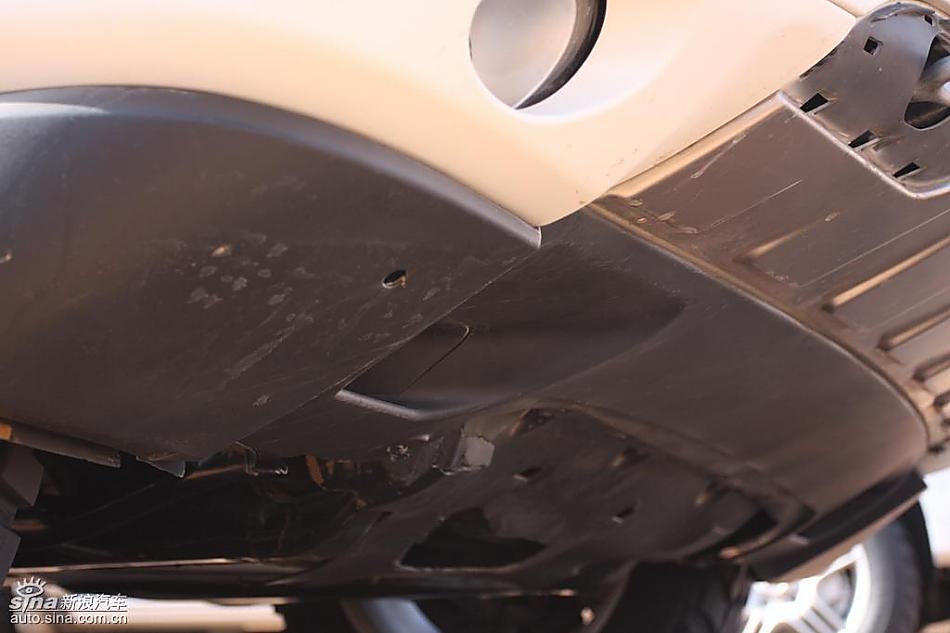 保时捷Cayenne S 迪拜沙漠训练营外观实拍图