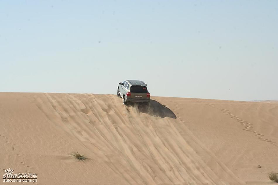 ʱCayenne S ϰɳĮѵӪʻʵͼ