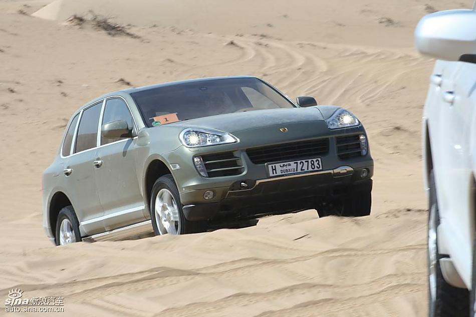 ʱCayenne S ϰɳĮѵӪʻʵͼ