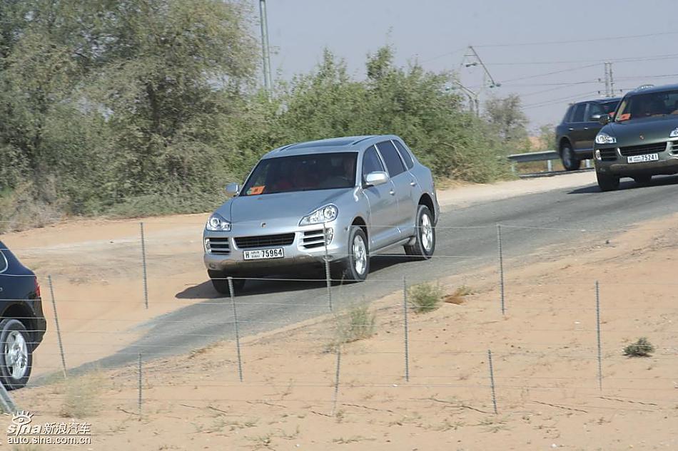 保时捷Cayenne S 迪拜沙漠训练营驾驶实拍图