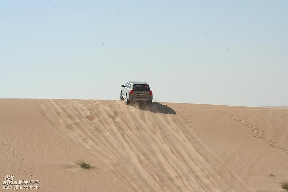 保时捷Cayenne S 迪拜沙漠训练营驾驶实拍图