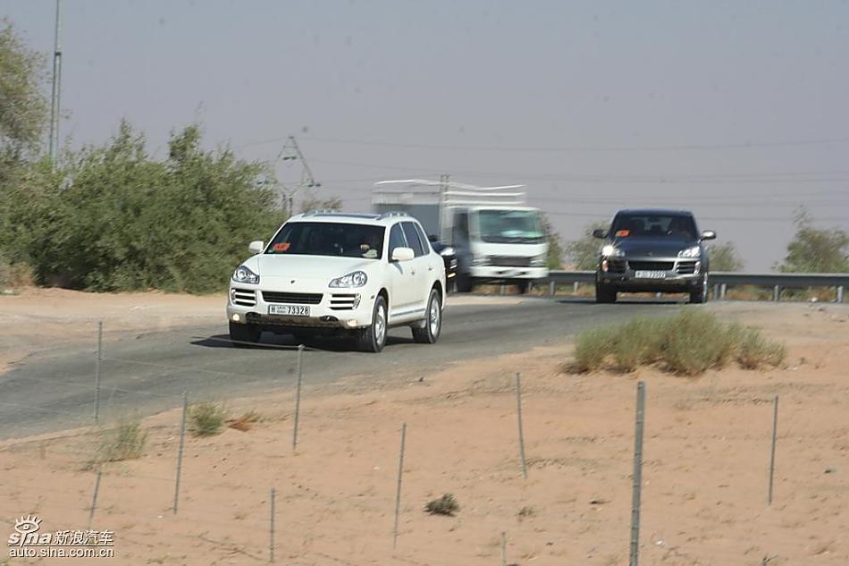 保时捷Cayenne S 迪拜沙漠训练营驾驶实拍图