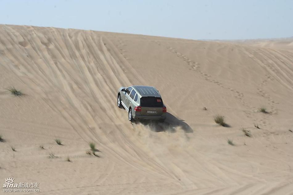 保时捷Cayenne S 迪拜沙漠训练营驾驶实拍图