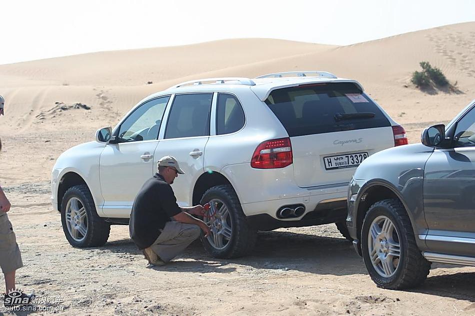 保时捷Cayenne S 迪拜沙漠训练营驾驶实拍图