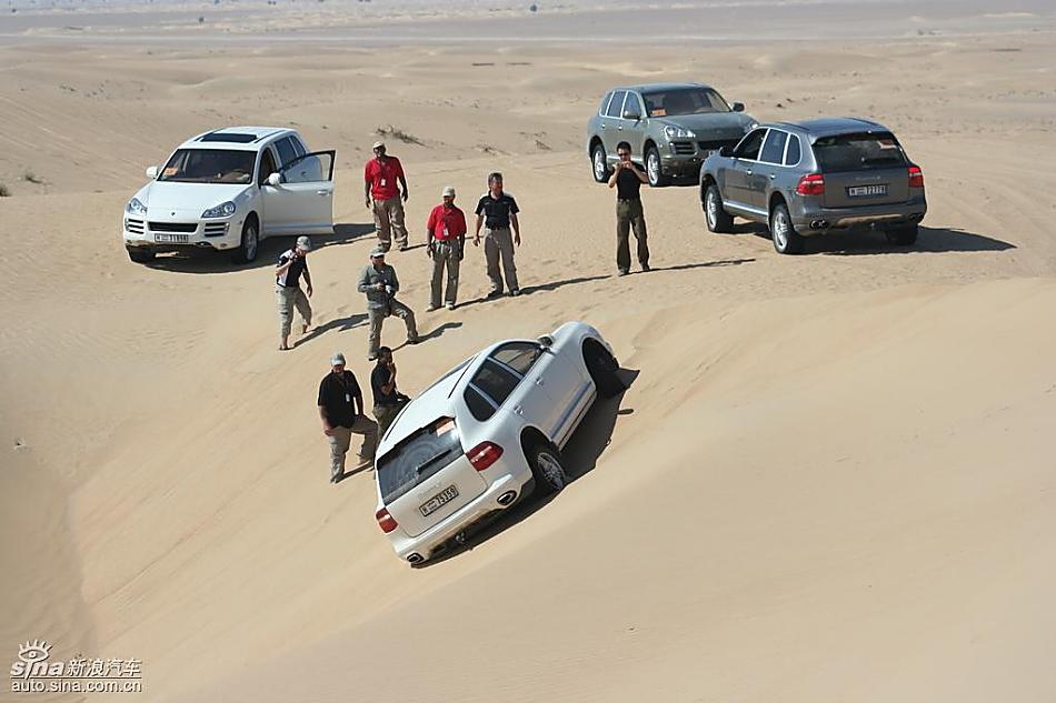 保时捷Cayenne S 迪拜沙漠训练营驾驶实拍图