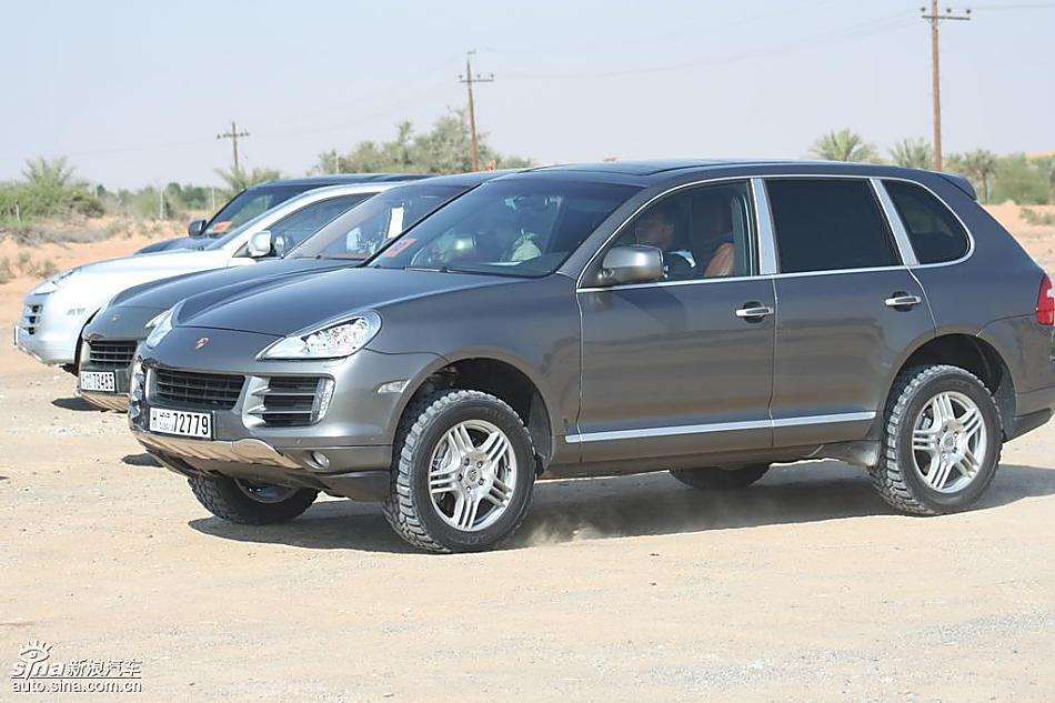 保时捷Cayenne S 迪拜沙漠训练营驾驶实拍图