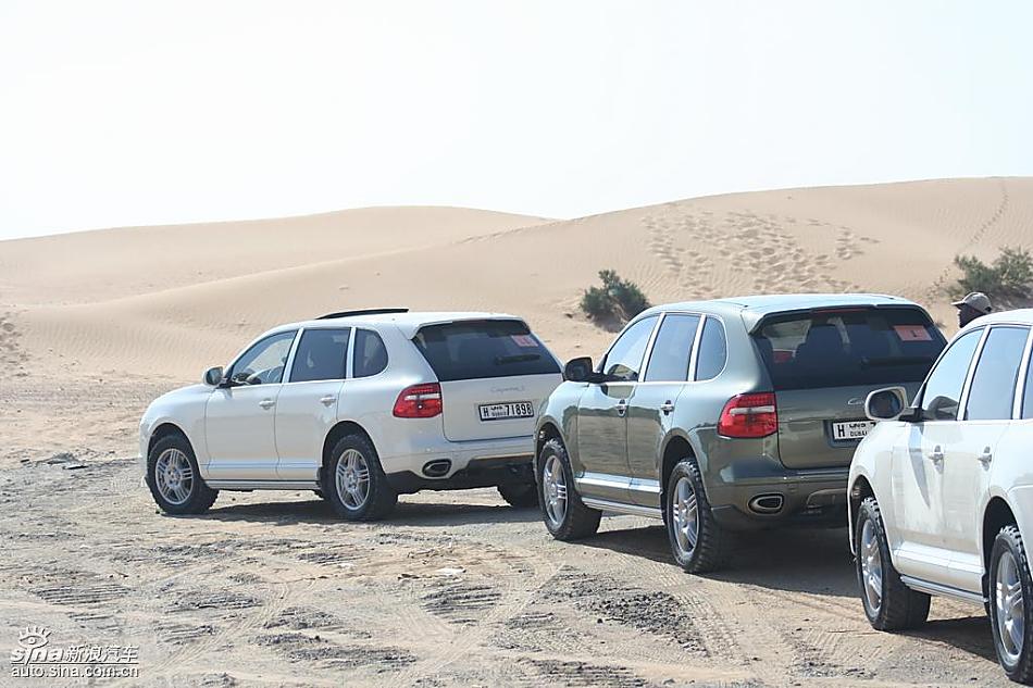 保时捷Cayenne S 迪拜沙漠训练营驾驶实拍图