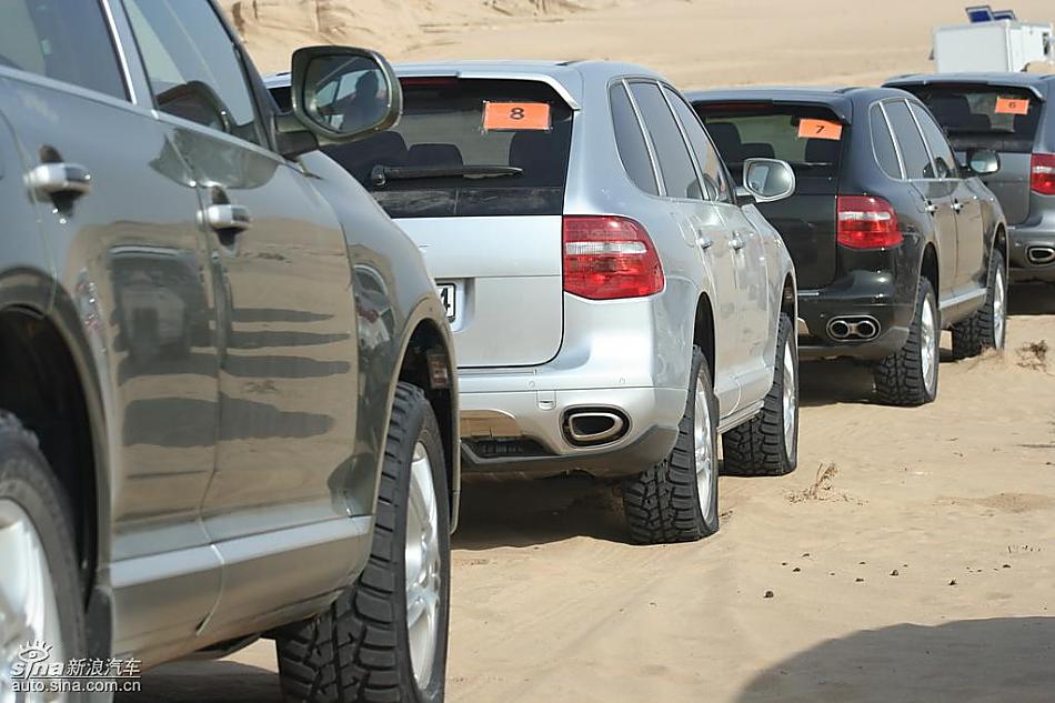 保时捷Cayenne S 迪拜沙漠训练营驾驶实拍图