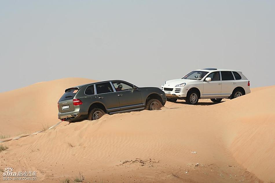 保时捷Cayenne S 迪拜沙漠训练营驾驶实拍图