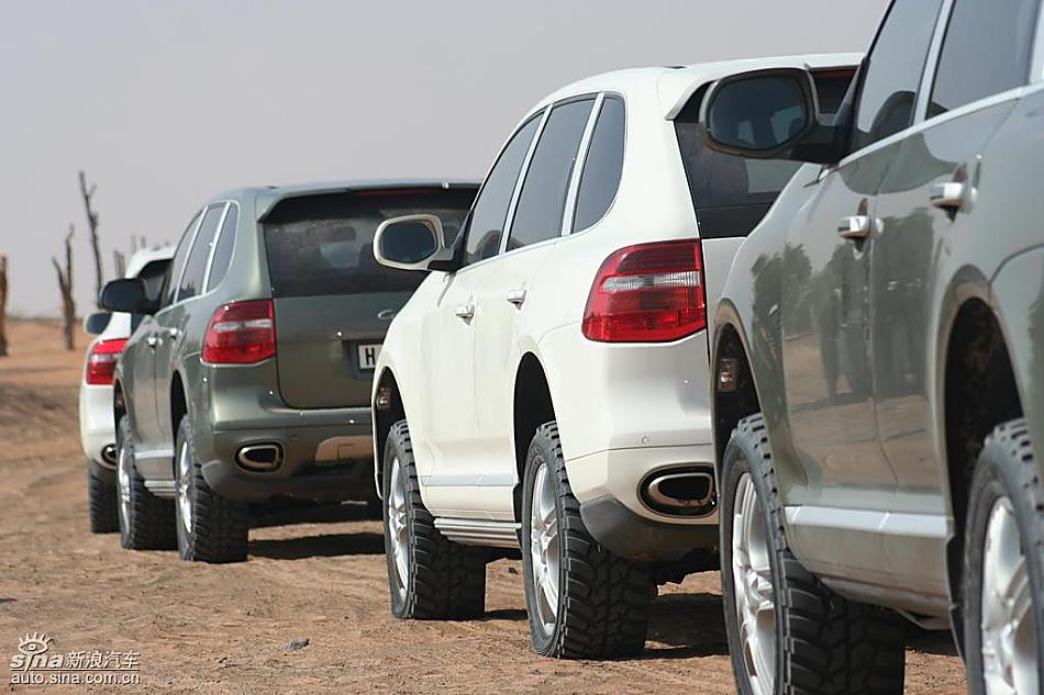 保时捷Cayenne S 迪拜沙漠训练营驾驶实拍图