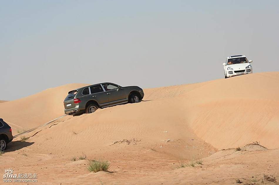 保时捷Cayenne S 迪拜沙漠训练营驾驶实拍图