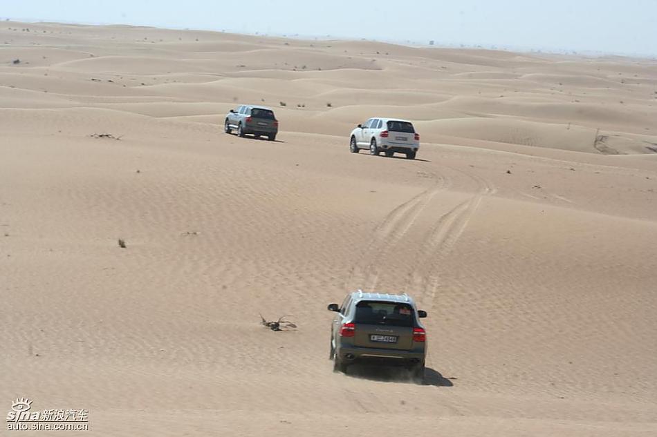 保时捷Cayenne S 迪拜沙漠训练营驾驶实拍图