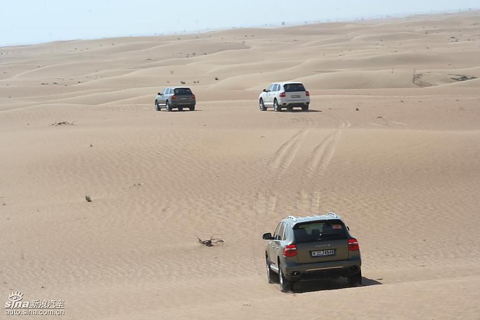 保时捷Cayenne S 迪拜沙漠训练营驾驶实拍图