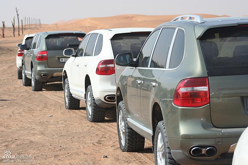 保时捷Cayenne S 迪拜沙漠训练营驾驶实拍图