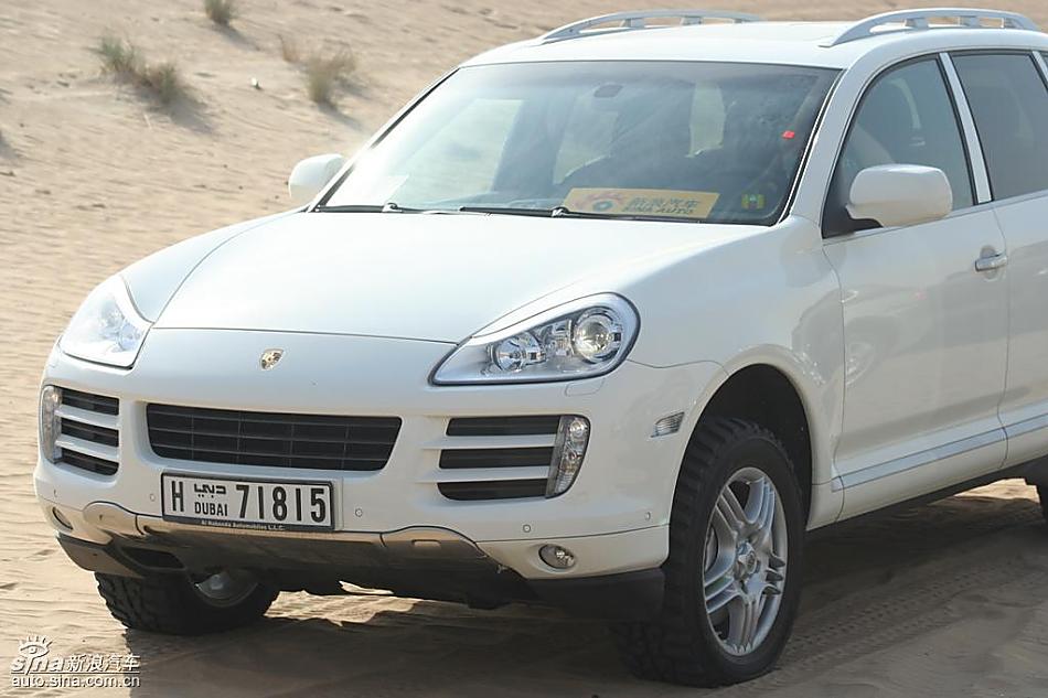 保时捷Cayenne S 迪拜沙漠训练营驾驶实拍图