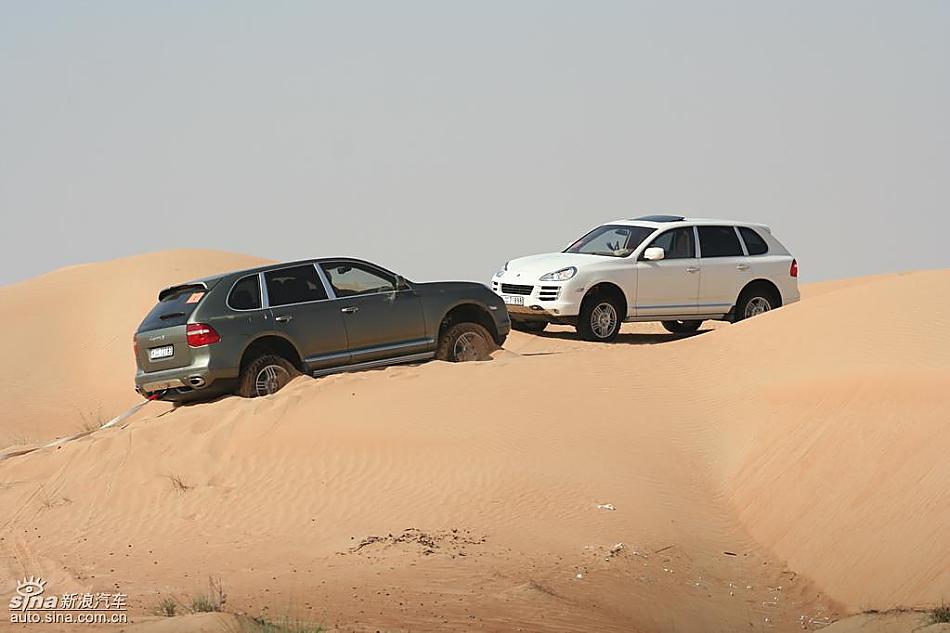 保时捷Cayenne S 迪拜沙漠训练营驾驶实拍图