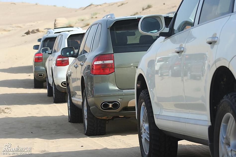 保时捷Cayenne S 迪拜沙漠训练营驾驶实拍图