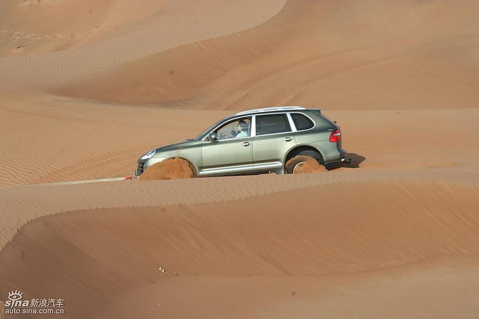 保时捷Cayenne S 迪拜沙漠训练营驾驶实拍图